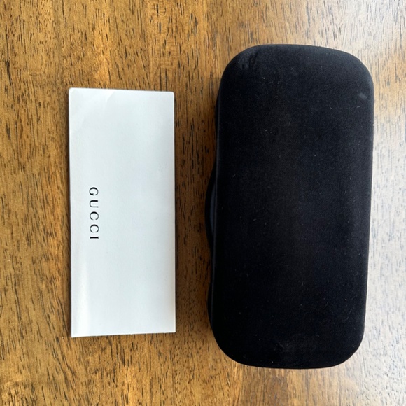 Gucci Sunglasses - Picture 9 of 9